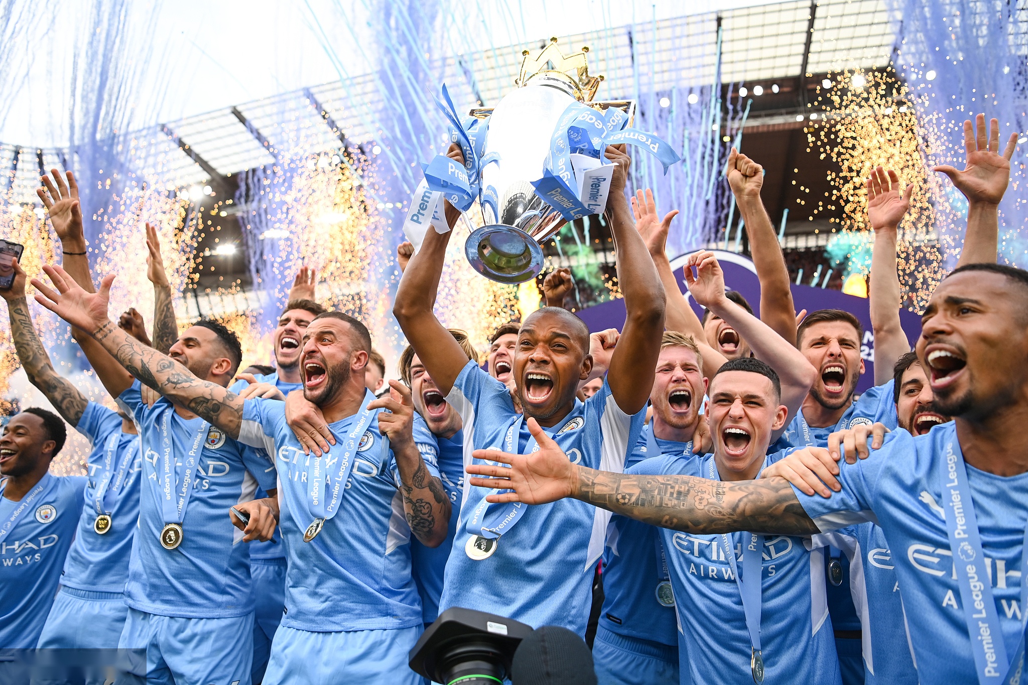 迎来了一个 迎来了一个